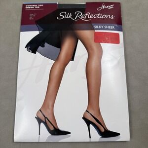 Hanes Silk Reflections Pantyhose Womens AB Jet Silky Sheer Control Top Style 717